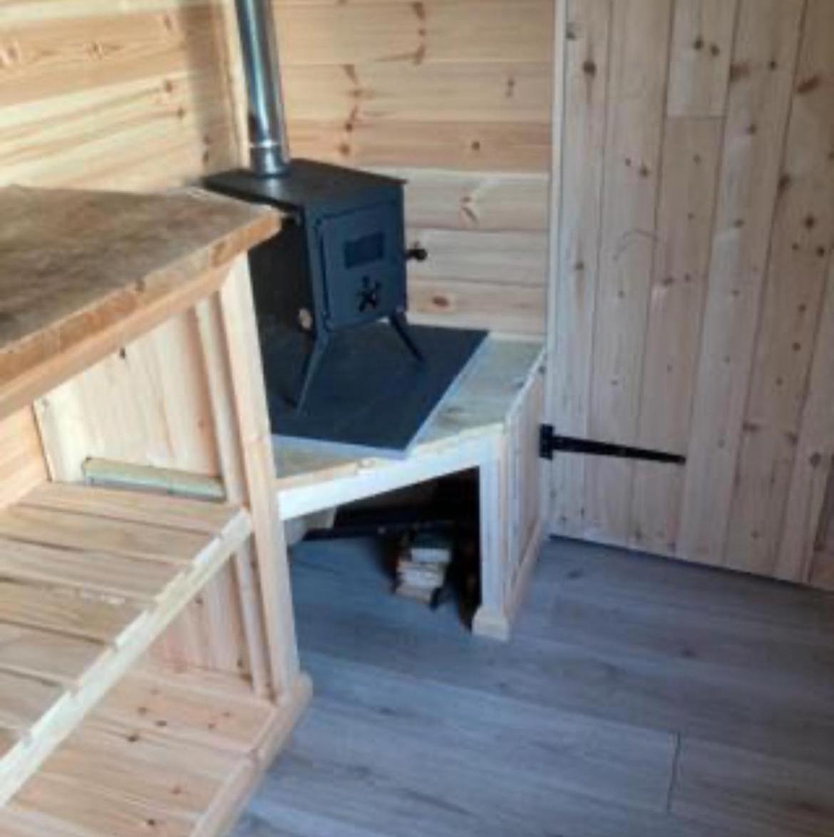 Off Grid Shepherds Hut Llansilin المظهر الخارجي الصورة